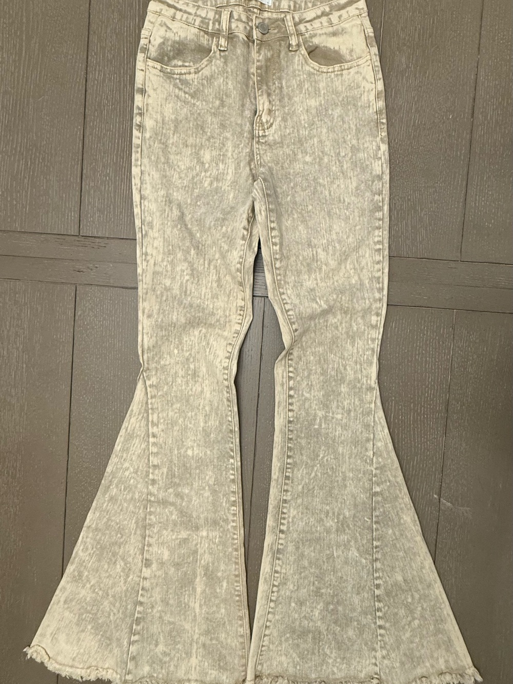 Sunland 17 Distressed Extreme Flair Denim